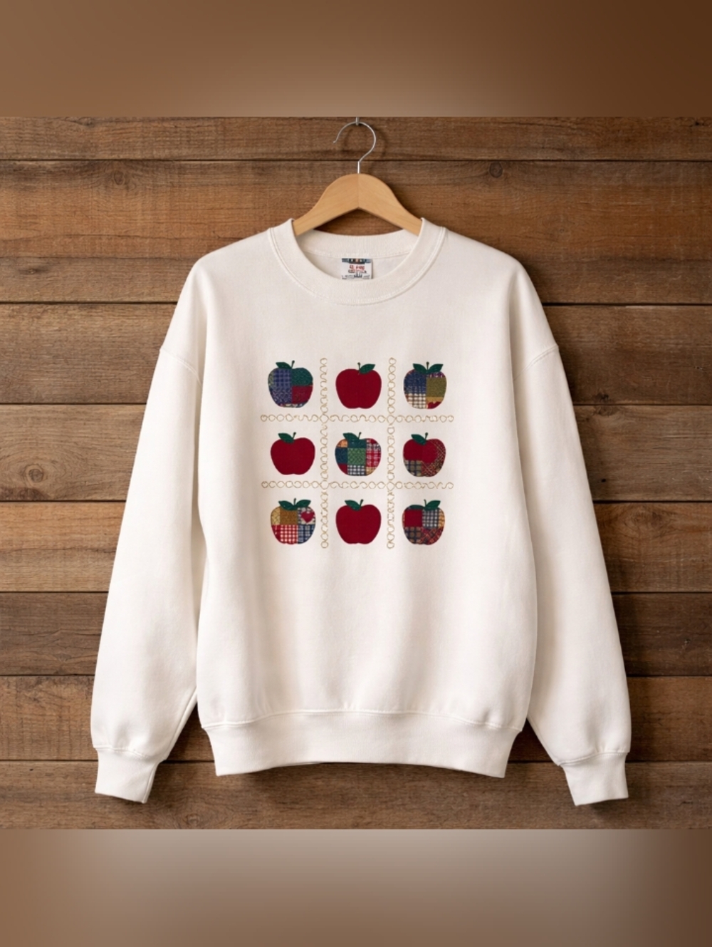 𝑱𝒆𝒓𝒛𝒆𝒆𝒔 𝟗𝟎'𝒔 𝑨𝒑𝒑𝒍𝒆 𝑷𝒂𝒕𝒕𝒆𝒓𝒏 𝐖𝐡𝐢𝐭𝐞 𝑺𝒘𝒆𝒂𝒕𝒔𝒉𝒊𝒓𝒕 - Picture 3 of 8